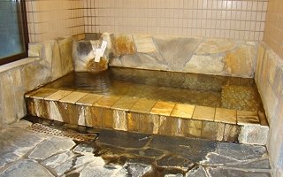 秘境七滝 お宿 華坊